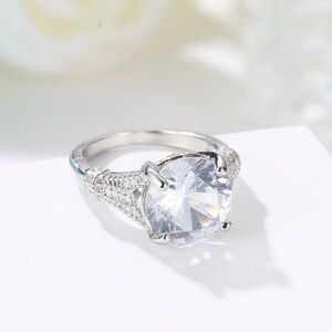 **CIPRIANA* Silver x Zircon Fashion Ring Size 8